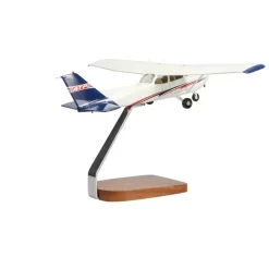 ATP Cessna 172 Skyhawk Clear Canopy Large Mahogany Model