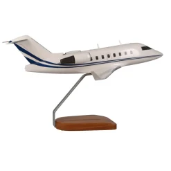 Bombardier Challenger 600 Large Mahogany Model
