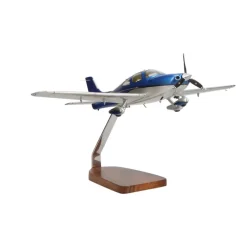 Cirrus SR22 Clear Canopy Large Mahogany Model
