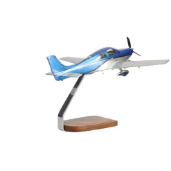 Cirrus SR22 Clear Canopy Large Mahogany Model