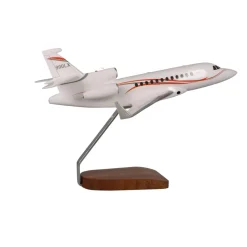 Dassault Falcon 900 Large Mahogany Model