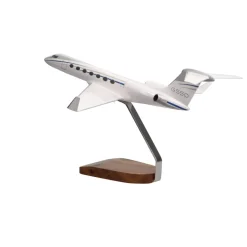 Gulfstream G550 Large Mahogany Model